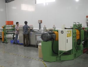 自动翻料/冷却/出片机 Auto feeding/Cooling/Calender