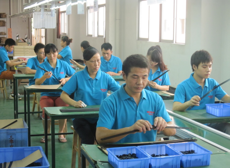 装配流水线 Assembling Line
